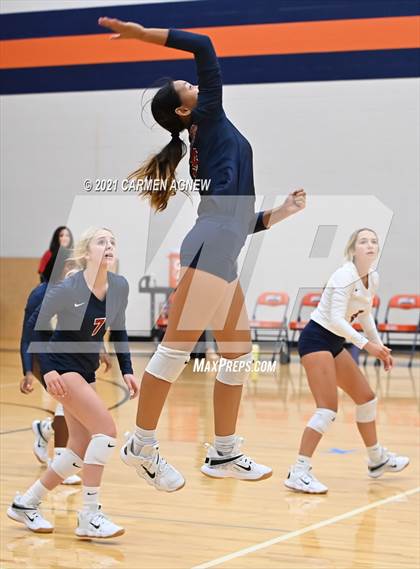 Thumbnail 3 in Bridgeland vs Tompkins (A Team) photogallery.