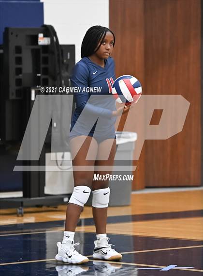Thumbnail 3 in Bridgeland vs Tompkins (A Team) photogallery.