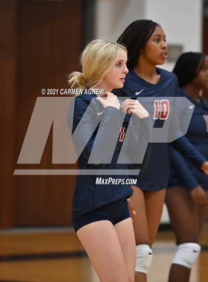 Thumbnail 1 in Bridgeland vs Tompkins (A Team) photogallery.