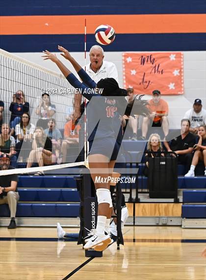 Thumbnail 2 in Bridgeland vs Tompkins (A Team) photogallery.