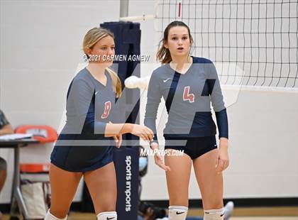 Thumbnail 3 in Bridgeland vs Tompkins (A Team) photogallery.