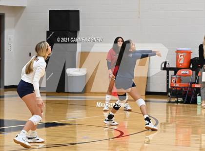 Thumbnail 3 in Bridgeland vs Tompkins (A Team) photogallery.