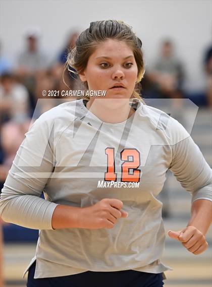 Thumbnail 3 in Bridgeland vs Tompkins (A Team) photogallery.