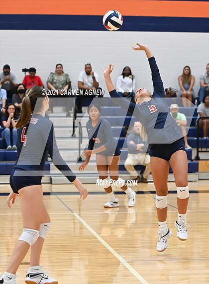 Thumbnail 2 in Bridgeland vs Tompkins (A Team) photogallery.