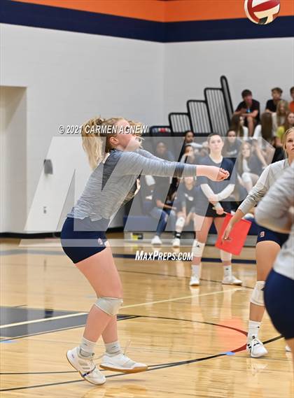 Thumbnail 3 in Bridgeland vs Tompkins (A Team) photogallery.