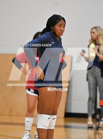 Thumbnail 3 in Bridgeland vs Tompkins (A Team) photogallery.