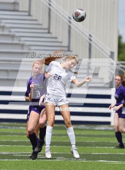Thumbnail 1 in Fayetteville vs. Mount St. Mary Academy (AAA 6A Second Round Playoff) photogallery.