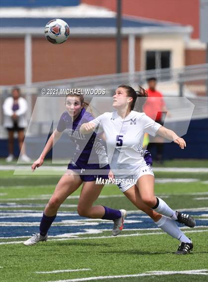 Thumbnail 3 in Fayetteville vs. Mount St. Mary Academy (AAA 6A Second Round Playoff) photogallery.