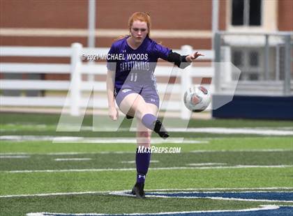 Thumbnail 3 in Fayetteville vs. Mount St. Mary Academy (AAA 6A Second Round Playoff) photogallery.