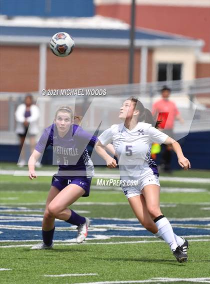 Thumbnail 1 in Fayetteville vs. Mount St. Mary Academy (AAA 6A Second Round Playoff) photogallery.