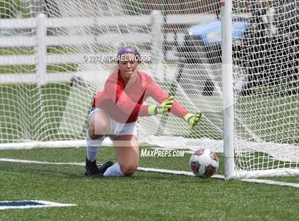 Thumbnail 2 in Fayetteville vs. Mount St. Mary Academy (AAA 6A Second Round Playoff) photogallery.
