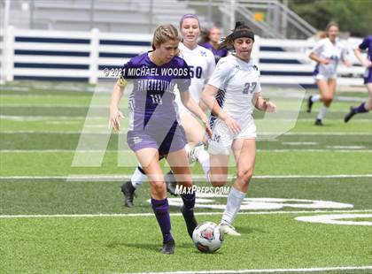 Thumbnail 1 in Fayetteville vs. Mount St. Mary Academy (AAA 6A Second Round Playoff) photogallery.