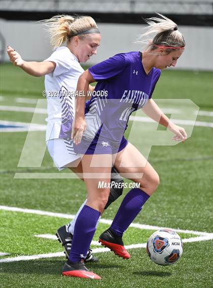 Thumbnail 2 in Fayetteville vs. Mount St. Mary Academy (AAA 6A Second Round Playoff) photogallery.