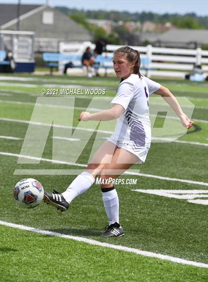 Thumbnail 1 in Fayetteville vs. Mount St. Mary Academy (AAA 6A Second Round Playoff) photogallery.