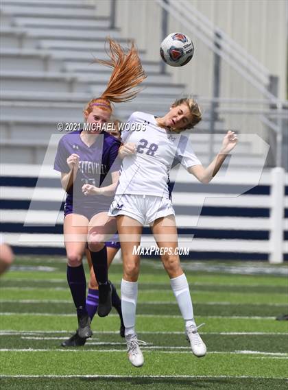 Thumbnail 3 in Fayetteville vs. Mount St. Mary Academy (AAA 6A Second Round Playoff) photogallery.