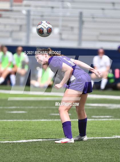 Thumbnail 1 in Fayetteville vs. Mount St. Mary Academy (AAA 6A Second Round Playoff) photogallery.