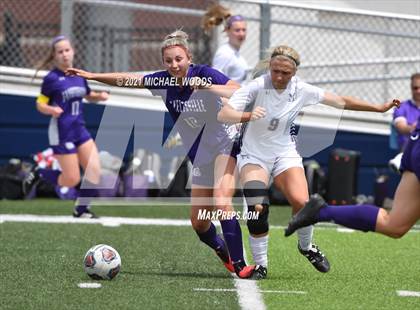 Thumbnail 1 in Fayetteville vs. Mount St. Mary Academy (AAA 6A Second Round Playoff) photogallery.