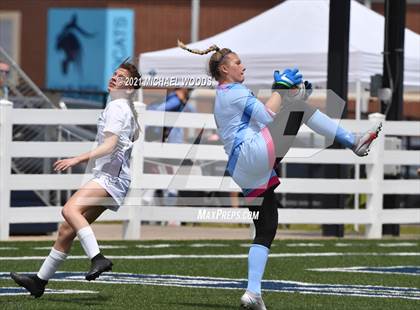 Thumbnail 1 in Fayetteville vs. Mount St. Mary Academy (AAA 6A Second Round Playoff) photogallery.