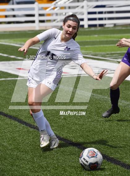 Thumbnail 2 in Fayetteville vs. Mount St. Mary Academy (AAA 6A Second Round Playoff) photogallery.