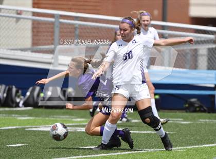 Thumbnail 1 in Fayetteville vs. Mount St. Mary Academy (AAA 6A Second Round Playoff) photogallery.