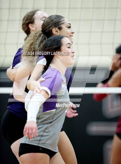 Thumbnail 3 in Timber Creek vs Keller Central photogallery.
