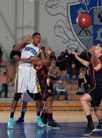 Thumbnail 2 in Marywood-Palm Valley vs Sutter (MaxPreps Holiday Classic) photogallery.
