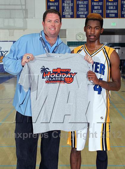 Thumbnail 1 in Marywood-Palm Valley vs Sutter (MaxPreps Holiday Classic) photogallery.