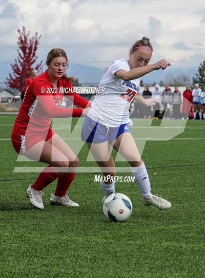 Thumbnail 2 in Sandpoint Vs Pocatello (IHSAA 4A State Playoff)  photogallery.