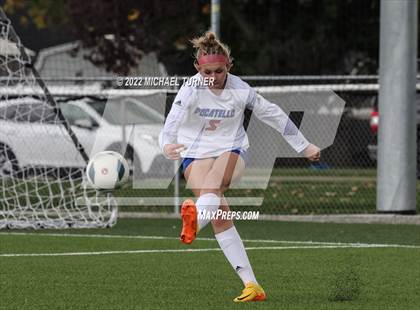 Thumbnail 2 in Sandpoint Vs Pocatello (IHSAA 4A State Playoff)  photogallery.