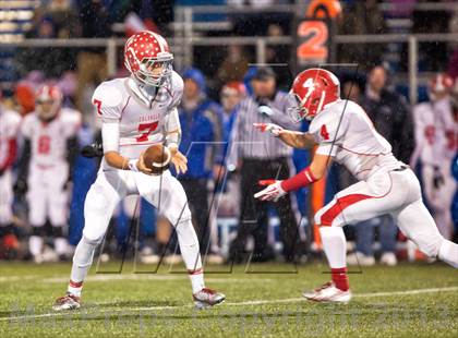 Thumbnail 2 in Dixie Heights @ Simon Kenton (KHSAA Commonwealth Gridiron Bowl) photogallery.