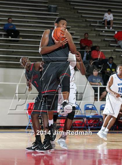 Thumbnail 2 in Bellaire vs. North Crowley (McDonald's Texas Invitational) photogallery.