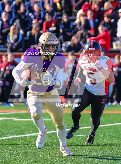 Thumbnail 2 in Plainedge vs Sayville Long Island Division III Championship photogallery.