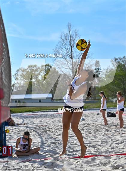 Thumbnail 3 in Tampa Catholic @ Indian Rocks Christian photogallery.