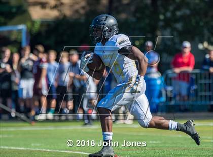 Thumbnail 2 in Paramus Catholic @ Bergen Catholic photogallery.