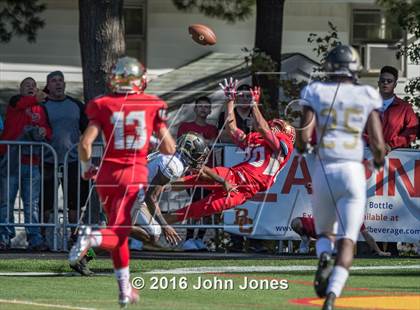 Thumbnail 3 in Paramus Catholic @ Bergen Catholic photogallery.