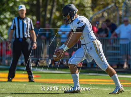 Thumbnail 2 in Paramus Catholic @ Bergen Catholic photogallery.