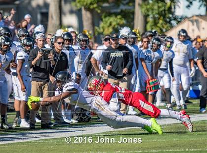 Thumbnail 3 in Paramus Catholic @ Bergen Catholic photogallery.