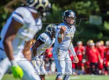 Thumbnail 2 in Paramus Catholic @ Bergen Catholic photogallery.