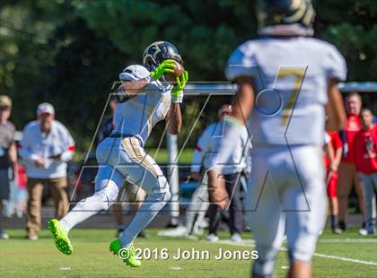 Thumbnail 1 in Paramus Catholic @ Bergen Catholic photogallery.
