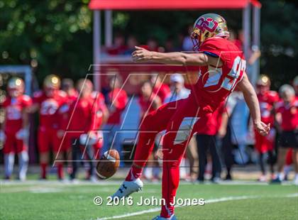 Thumbnail 2 in Paramus Catholic @ Bergen Catholic photogallery.