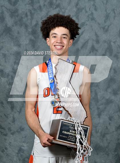 Thumbnail 2 in Athenian (CIF State D5 Awards) photogallery.