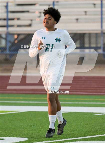 Thumbnail 1 in Highland vs Mountain View (AIA 6A Round 1) photogallery.