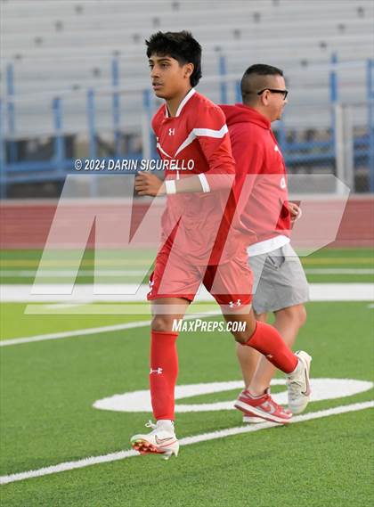 Thumbnail 3 in Highland vs Mountain View (AIA 6A Round 1) photogallery.