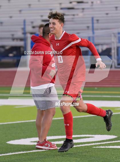 Thumbnail 3 in Highland vs Mountain View (AIA 6A Round 1) photogallery.