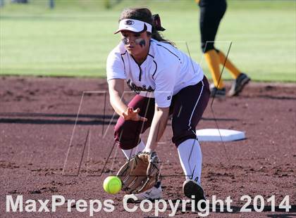 Thumbnail 2 in Jacksonville vs Ennis (UIL 4A Bi-District Playoff) photogallery.