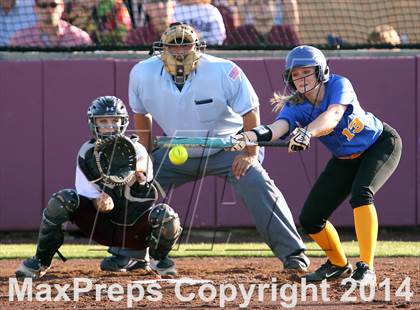 Thumbnail 3 in Jacksonville vs Ennis (UIL 4A Bi-District Playoff) photogallery.