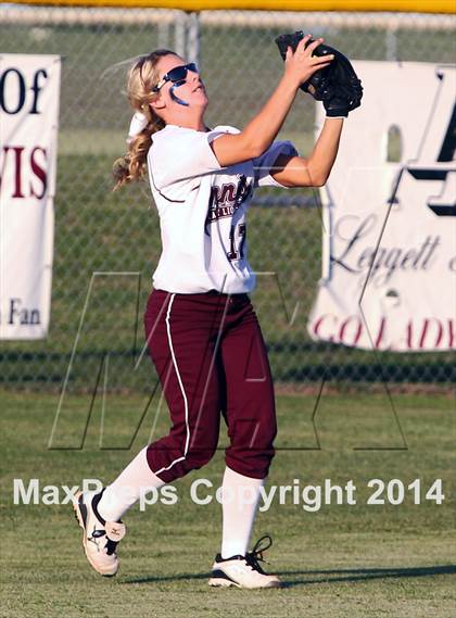 Thumbnail 1 in Jacksonville vs Ennis (UIL 4A Bi-District Playoff) photogallery.