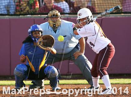 Thumbnail 2 in Jacksonville vs Ennis (UIL 4A Bi-District Playoff) photogallery.
