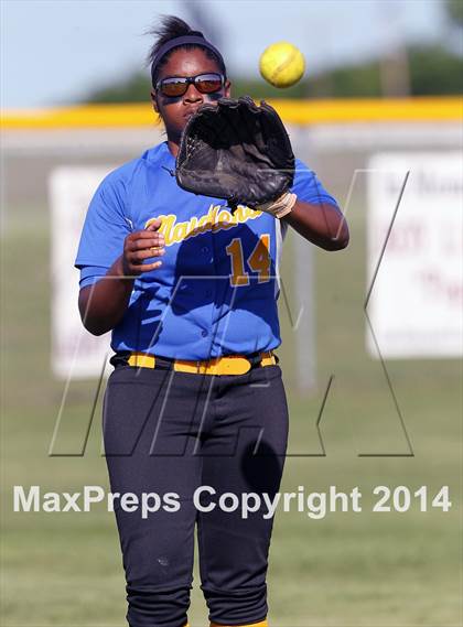 Thumbnail 1 in Jacksonville vs Ennis (UIL 4A Bi-District Playoff) photogallery.