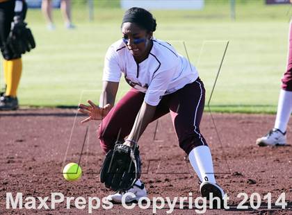 Thumbnail 1 in Jacksonville vs Ennis (UIL 4A Bi-District Playoff) photogallery.